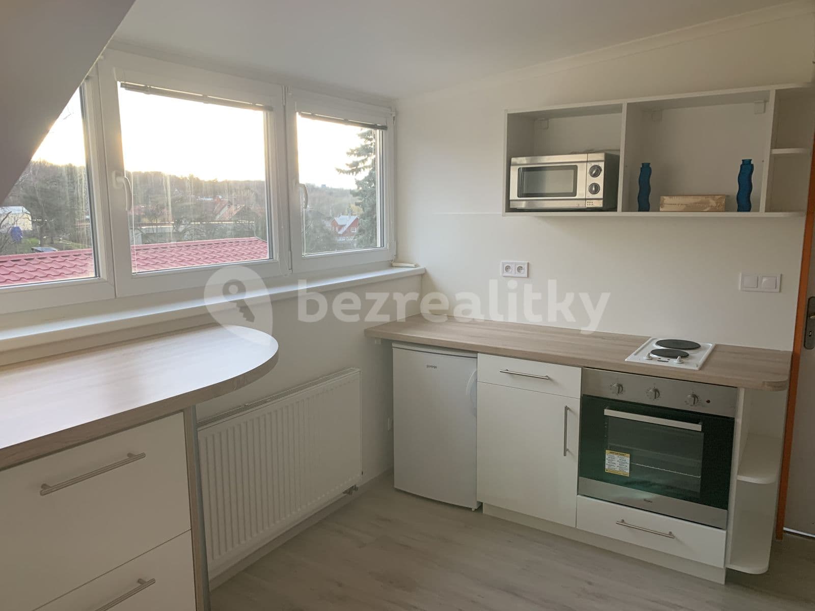 Pronájem bytu 3+kk 60 m², Jeremiášova, Praha, Praha Pronájem bytu 3+kk 60 m², Jeremiášova, Praha, Praha