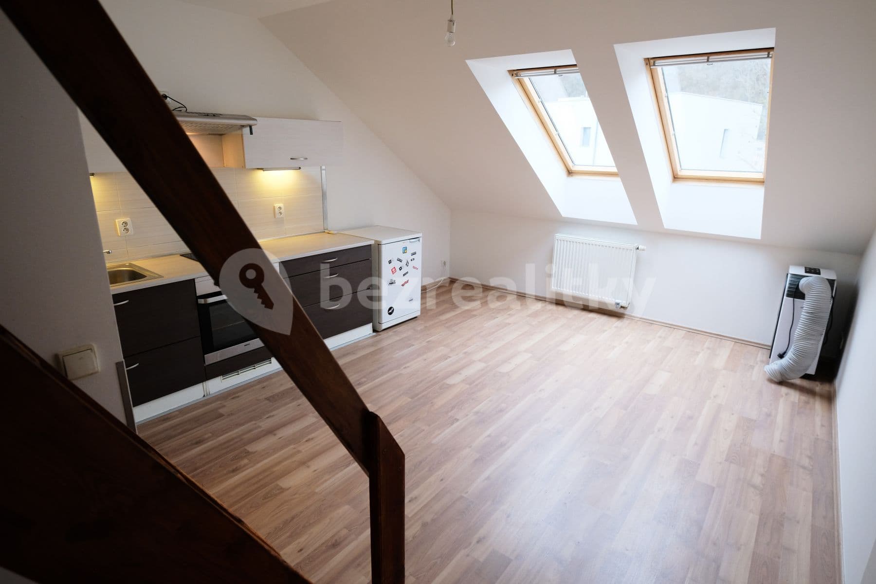 Pronájem bytu 1+1 48 m², Zbraslavská, Praha, Praha Pronájem bytu 1+1 48 m², Zbraslavská, Praha, Praha