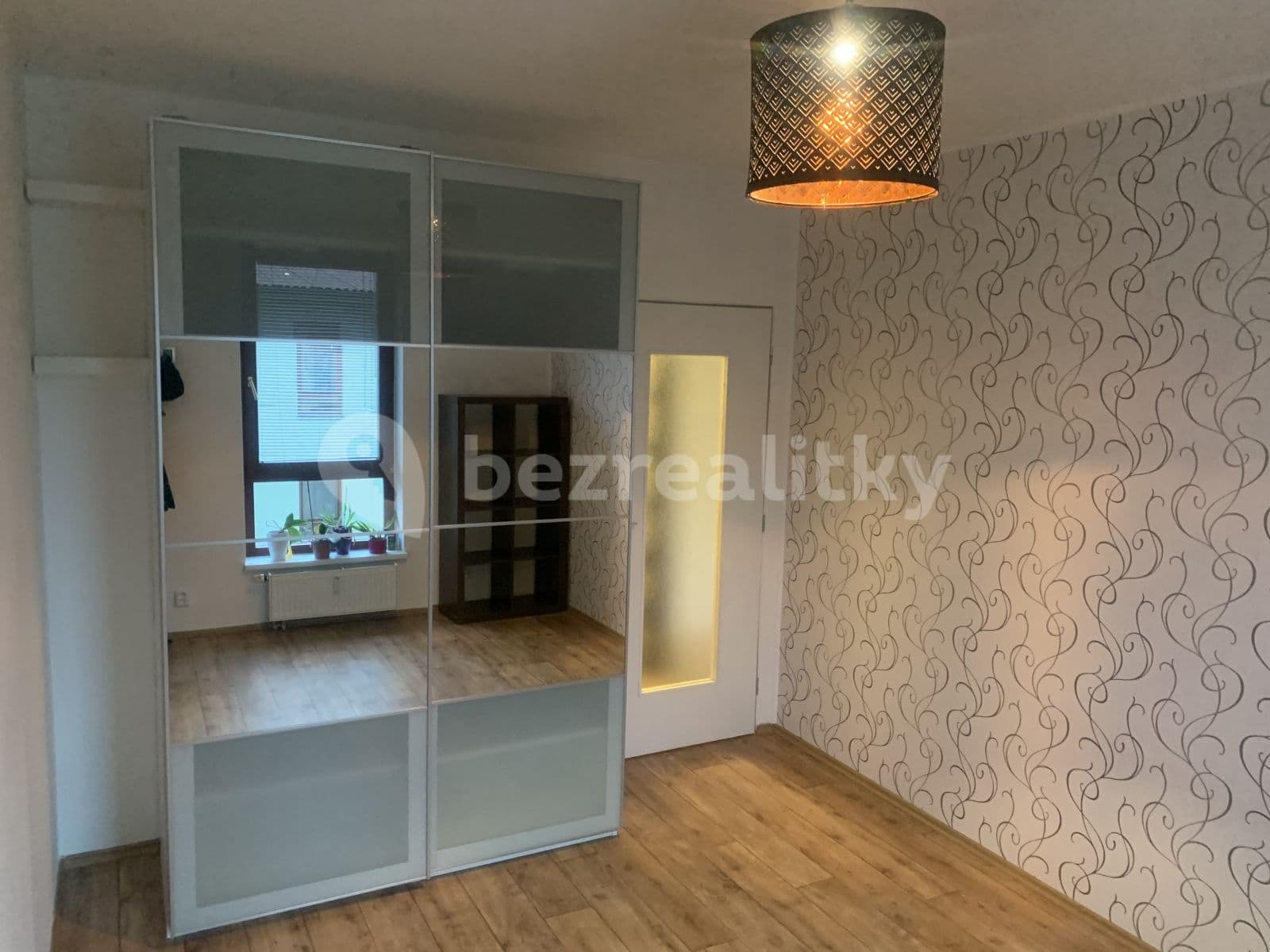 Pronájem bytu 2+kk 45 m², Zimní, Hostivice, Středočeský kraj Pronájem bytu 2+kk 45 m², Zimní, Hostivice, Středočeský kraj