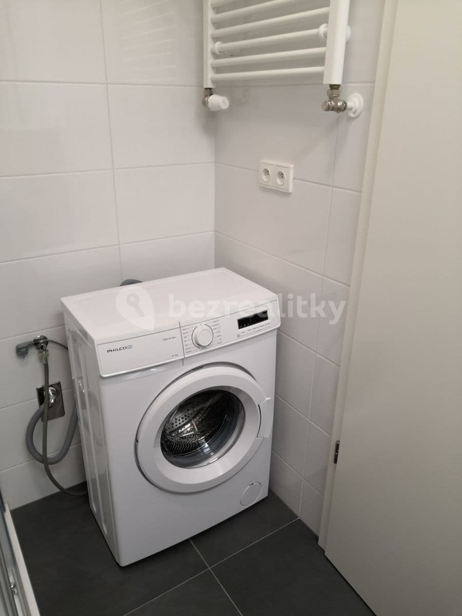 Pronájem bytu 1+kk 26 m², Novovysočanská, Praha, Praha Pronájem bytu 1+kk 26 m², Novovysočanská, Praha, Praha