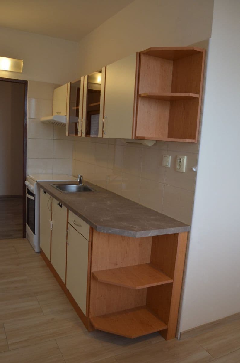 Pronájem bytu 2+1 64 m², Lábkova, Plzeň, Plzeňský kraj Pronájem bytu 2+1 64 m², Lábkova, Plzeň, Plzeňský kraj