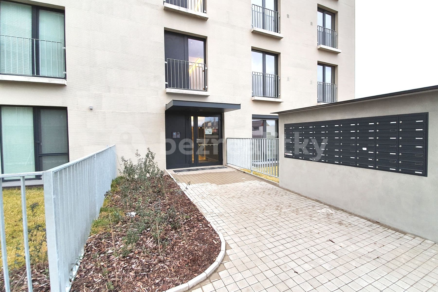 Pronájem bytu 2+kk 57 m², Novovysočanská, Praha, Praha Pronájem bytu 2+kk 57 m², Novovysočanská, Praha, Praha