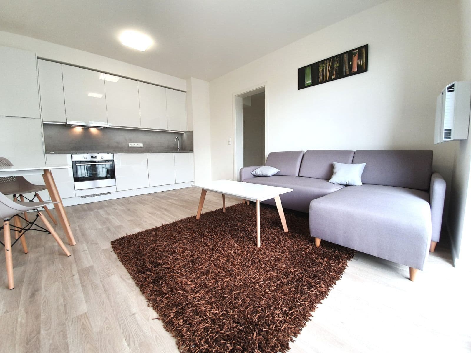 Pronájem bytu 2+kk 57 m², Novovysočanská, Praha, Praha Pronájem bytu 2+kk 57 m², Novovysočanská, Praha, Praha