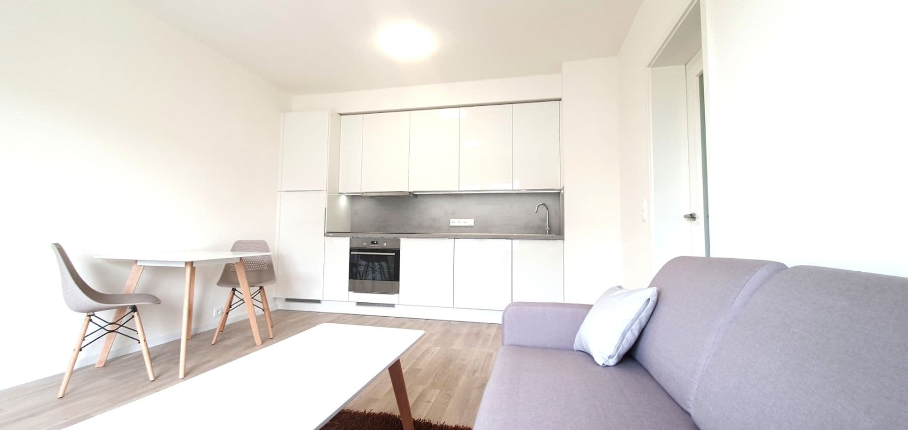 Pronájem bytu 2+kk 57 m², Novovysočanská, Praha, Praha Pronájem bytu 2+kk 57 m², Novovysočanská, Praha, Praha
