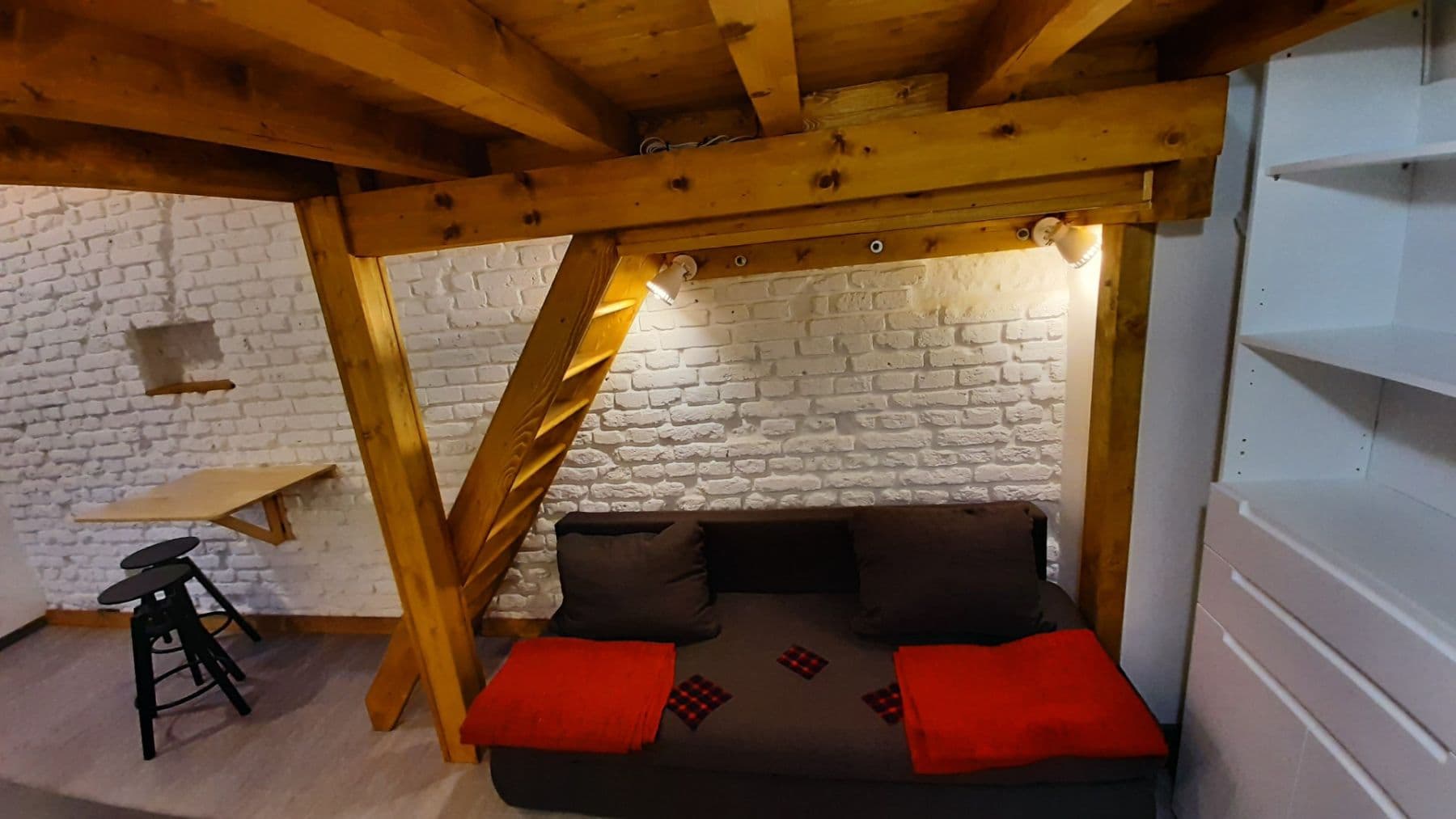 Pronájem bytu 1+kk 36 m², Jeronýmova, Praha, Praha Pronájem bytu 1+kk 36 m², Jeronýmova, Praha, Praha