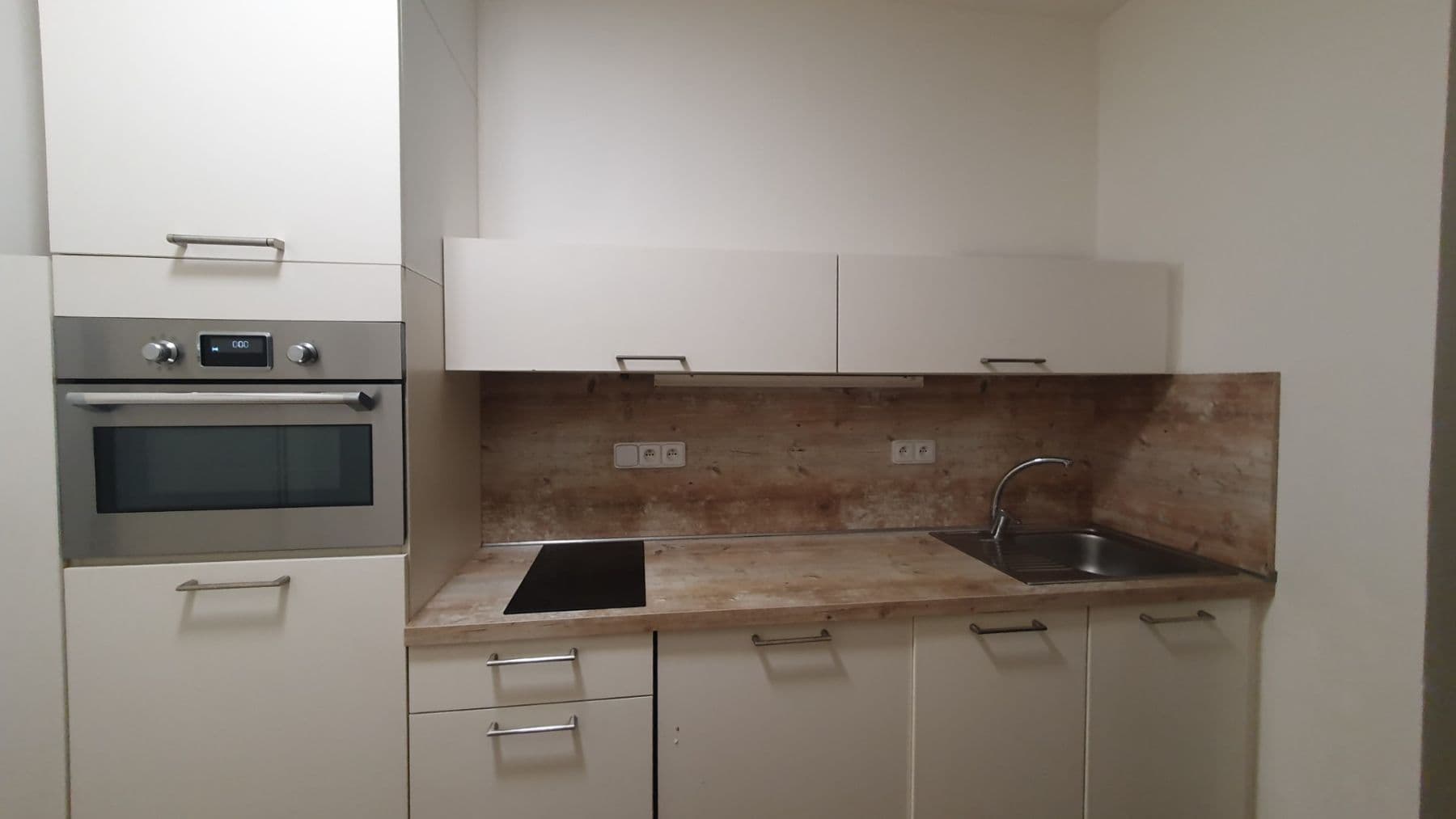 Pronájem bytu 2+1 50 m², Vrchlického, Praha, Praha Pronájem bytu 2+1 50 m², Vrchlického, Praha, Praha