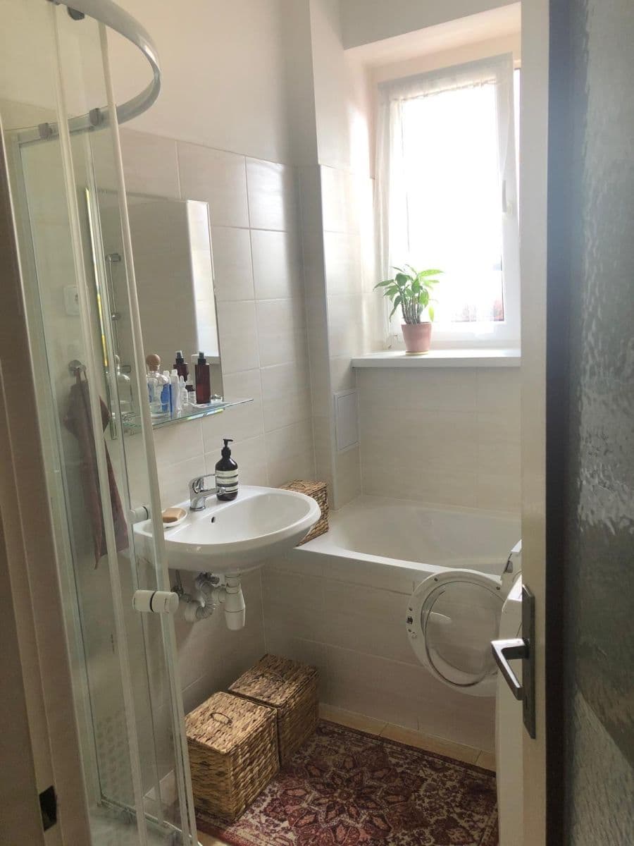 Pronájem bytu 2+kk 49 m², U Strže, Praha, Praha Pronájem bytu 2+kk 49 m², U Strže, Praha, Praha