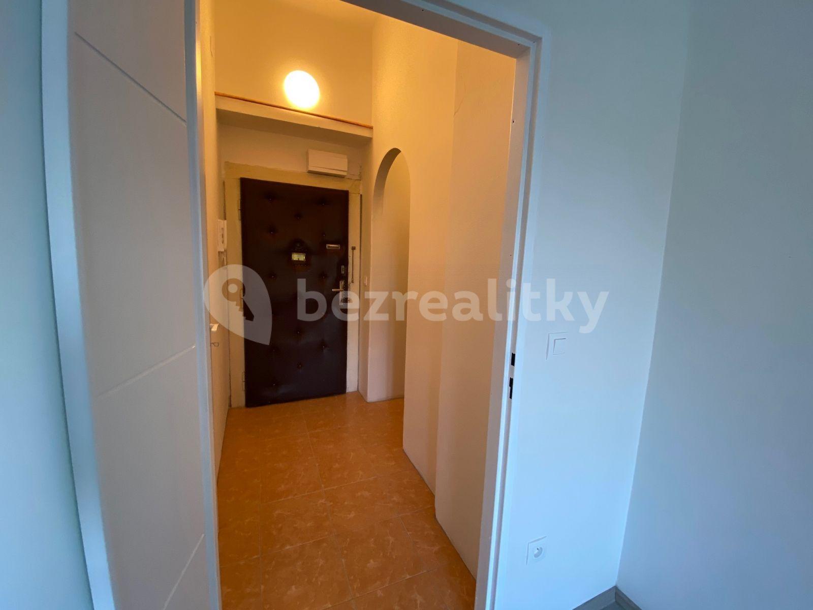 Pronájem bytu 2+1 47 m², Jičínská, Praha, Praha