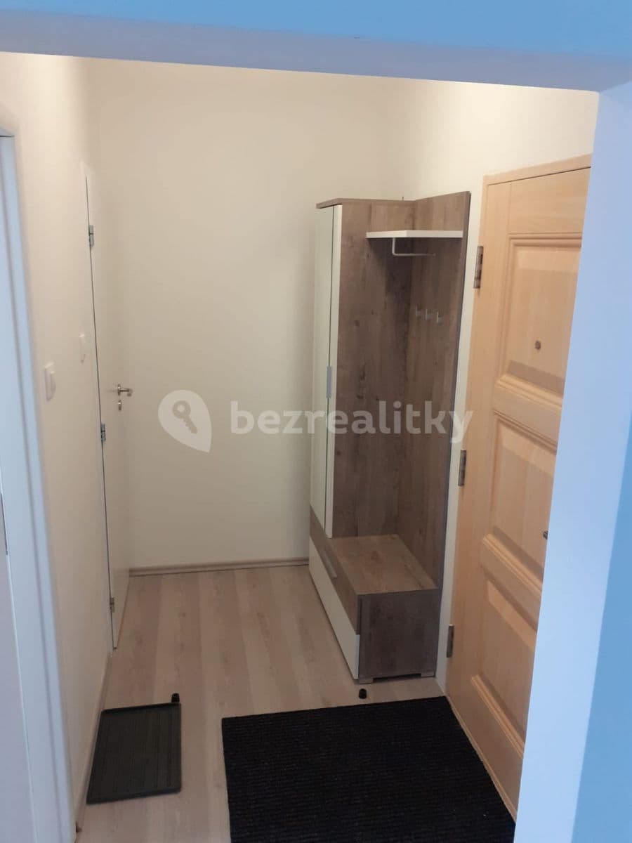 Pronájem bytu 1+1 35 m², Hanulova, Dúbravka, Bratislavský kraj Pronájem bytu 1+1 35 m², Hanulova, Dúbravka, Bratislavský kraj