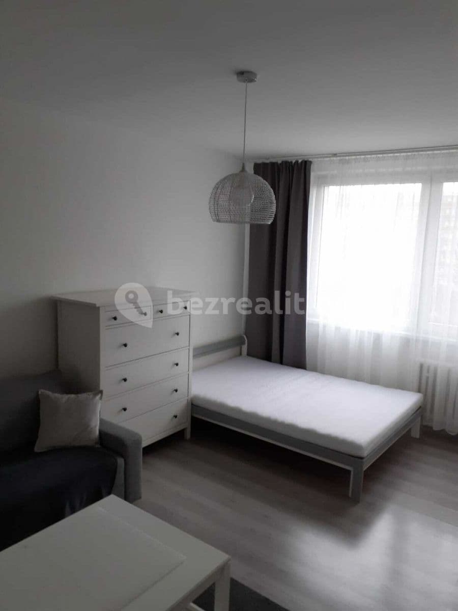 Pronájem bytu 1+1 35 m², Hanulova, Dúbravka, Bratislavský kraj Pronájem bytu 1+1 35 m², Hanulova, Dúbravka, Bratislavský kraj