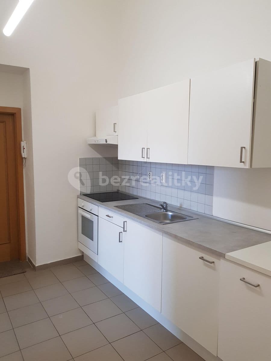 Pronájem bytu 2+1 58 m², Karlovotýnská, Nučice, Středočeský kraj Pronájem bytu 2+1 58 m², Karlovotýnská, Nučice, Středočeský kraj