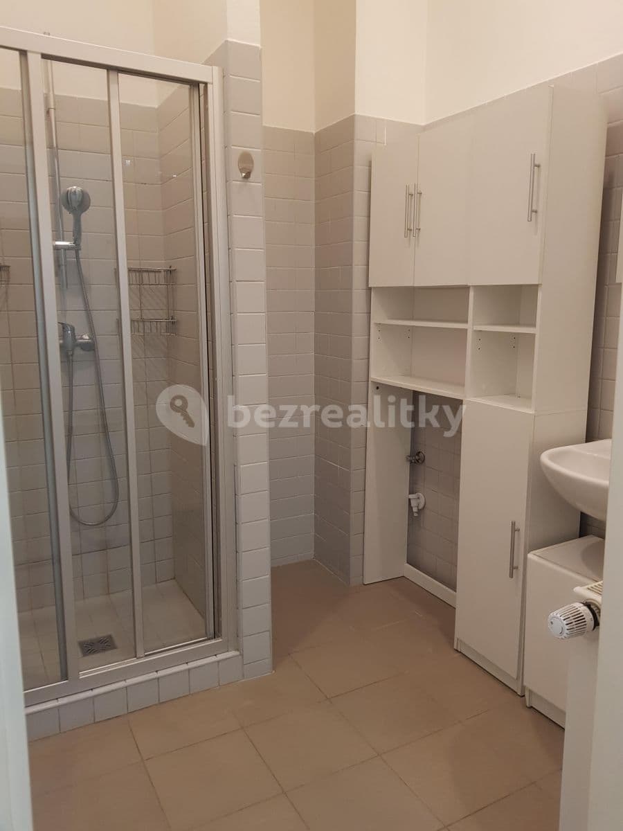 Pronájem bytu 2+1 58 m², Karlovotýnská, Nučice, Středočeský kraj Pronájem bytu 2+1 58 m², Karlovotýnská, Nučice, Středočeský kraj