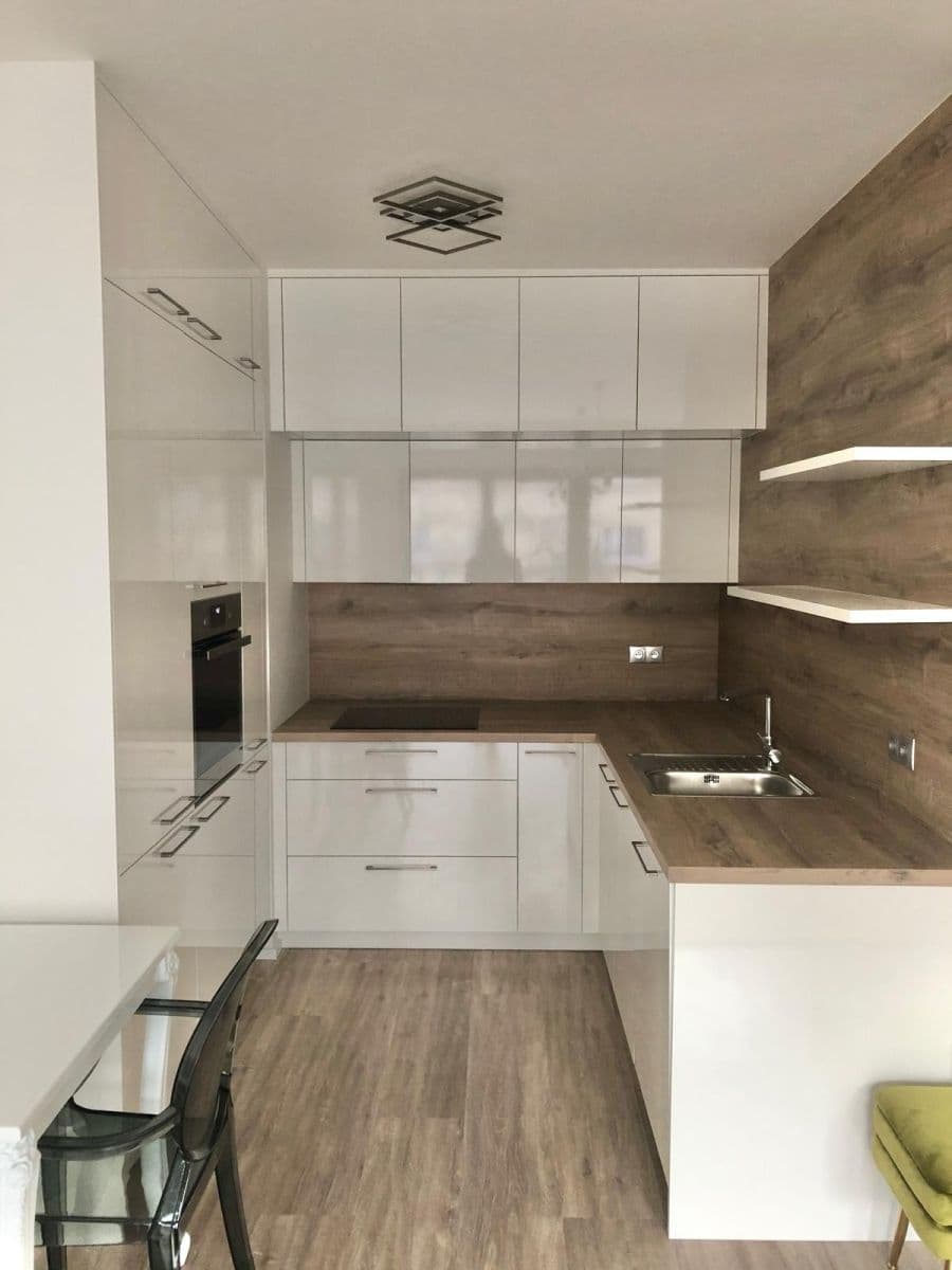 Pronájem bytu 2+kk 51 m², Bassova, Praha, Praha Pronájem bytu 2+kk 51 m², Bassova, Praha, Praha