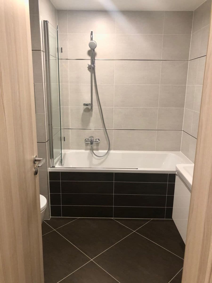 Pronájem bytu 2+kk 51 m², Bassova, Praha, Praha Pronájem bytu 2+kk 51 m², Bassova, Praha, Praha