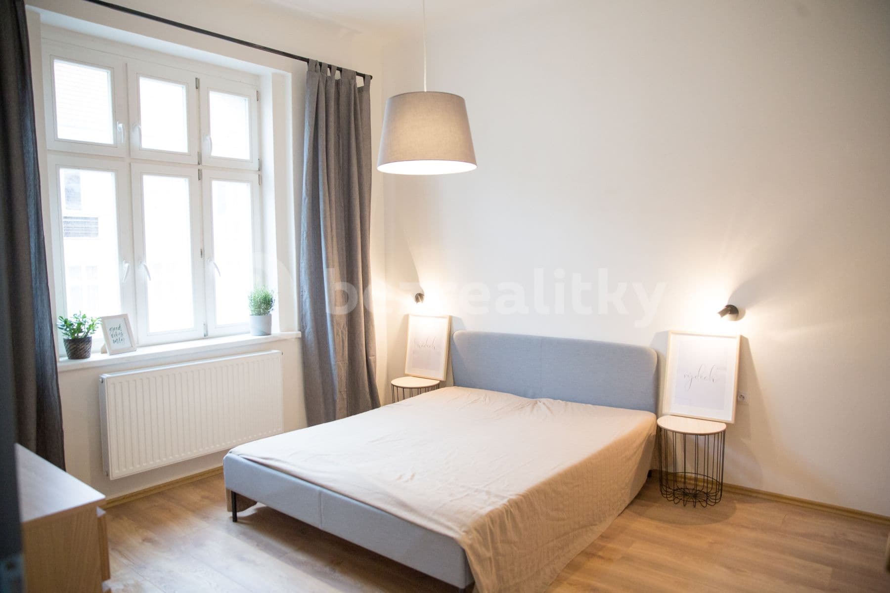 Pronájem bytu 2+kk 55 m², Schnirchova, Praha, Praha Pronájem bytu 2+kk 55 m², Schnirchova, Praha, Praha