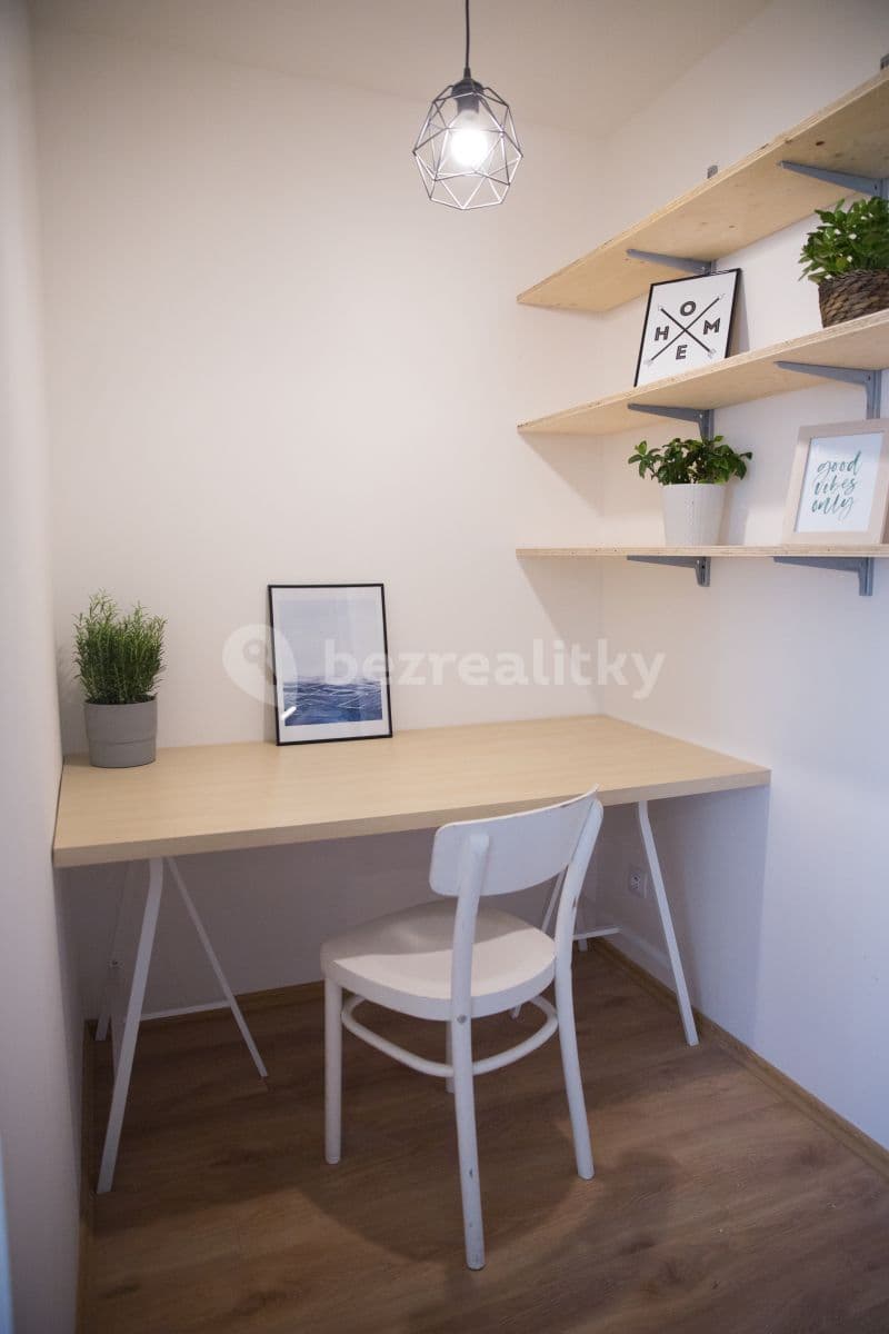 Pronájem bytu 2+kk 55 m², Schnirchova, Praha, Praha Pronájem bytu 2+kk 55 m², Schnirchova, Praha, Praha