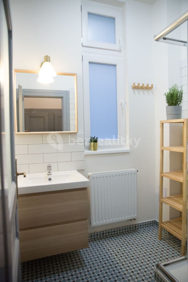 Pronájem bytu 2+kk 55 m², Schnirchova, Praha, Praha Pronájem bytu 2+kk 55 m², Schnirchova, Praha, Praha