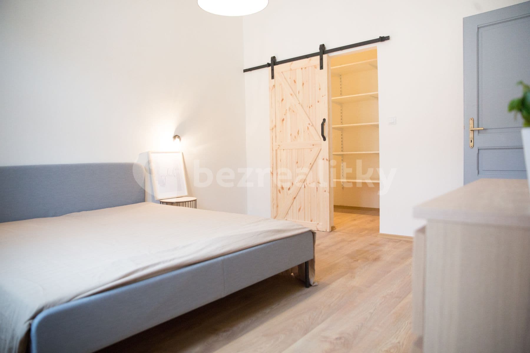 Pronájem bytu 2+kk 55 m², Schnirchova, Praha, Praha Pronájem bytu 2+kk 55 m², Schnirchova, Praha, Praha