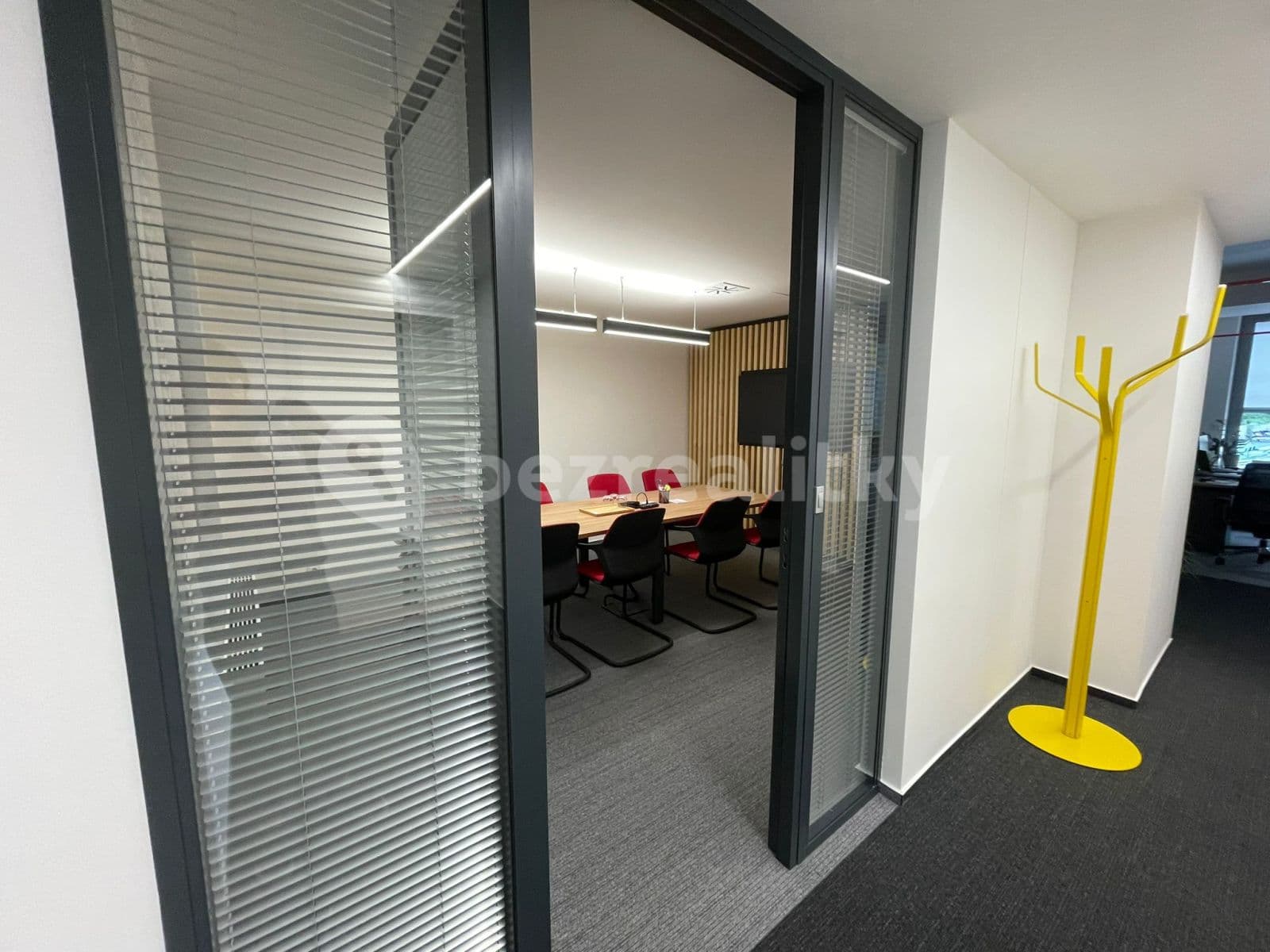 Pronájem kanceláře 77 m², Hlaváčkova, Praha, Praha Pronájem kanceláře 77 m², Hlaváčkova, Praha, Praha