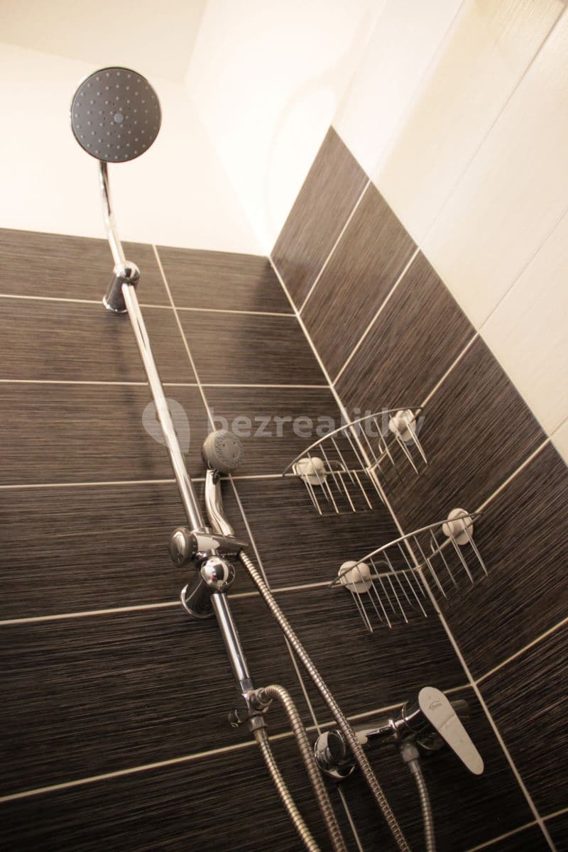 Pronájem bytu 2+1 70 m², Korunovační, Praha, Praha Pronájem bytu 2+1 70 m², Korunovační, Praha, Praha