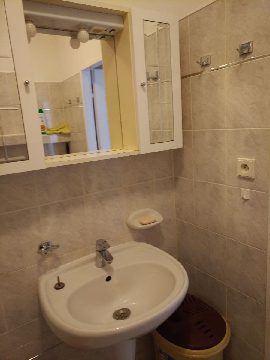 Pronájem bytu 3+1 70 m², Pražského, Praha, Praha Pronájem bytu 3+1 70 m², Pražského, Praha, Praha