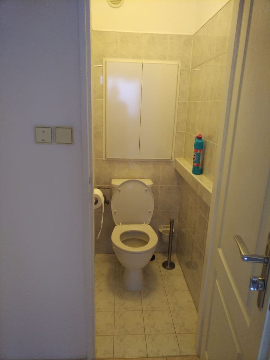 Pronájem bytu 3+1 70 m², Pražského, Praha, Praha Pronájem bytu 3+1 70 m², Pražského, Praha, Praha