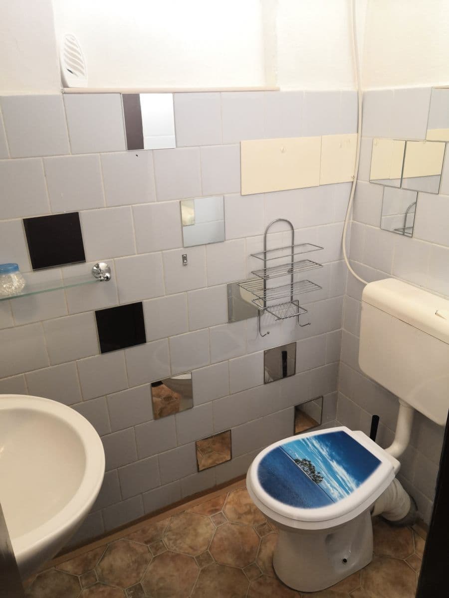 Pronájem bytu 2+kk 50 m², Spálená, Praha, Praha Pronájem bytu 2+kk 50 m², Spálená, Praha, Praha
