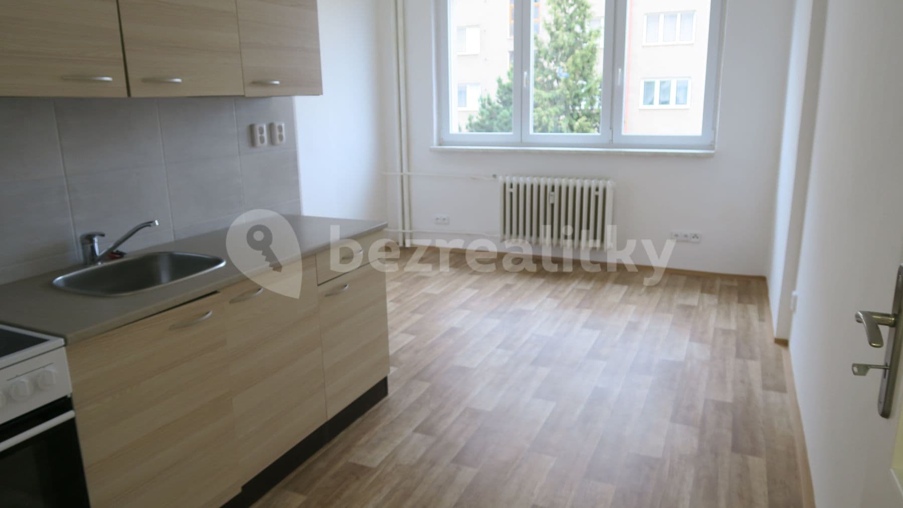 Pronájem bytu 1+kk 25 m², Jirchářská, Kostelec nad Orlicí, Královéhradecký kraj Pronájem bytu 1+kk 25 m², Jirchářská, Kostelec nad Orlicí, Královéhradecký kraj