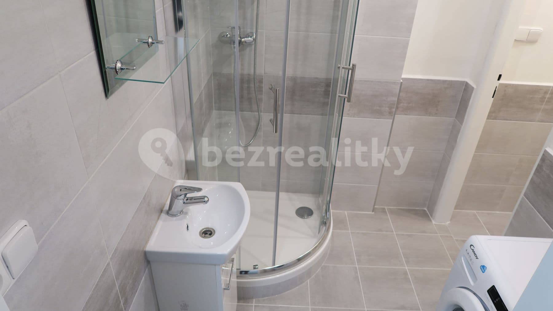 Pronájem bytu 1+kk 25 m², Jirchářská, Kostelec nad Orlicí, Královéhradecký kraj Pronájem bytu 1+kk 25 m², Jirchářská, Kostelec nad Orlicí, Královéhradecký kraj