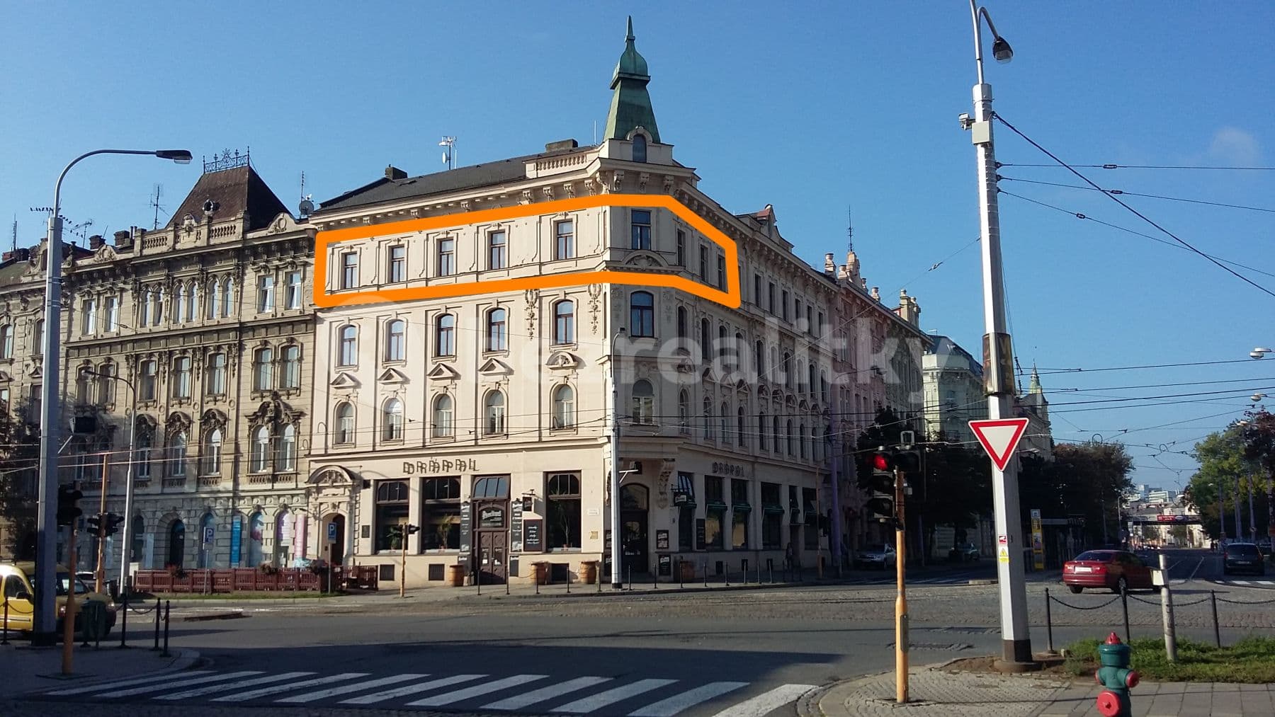 Pronájem bytu 4+1 155 m², Tř. Svobody, Olomouc, Olomoucký kraj Pronájem bytu 4+1 155 m², Tř. Svobody, Olomouc, Olomoucký kraj