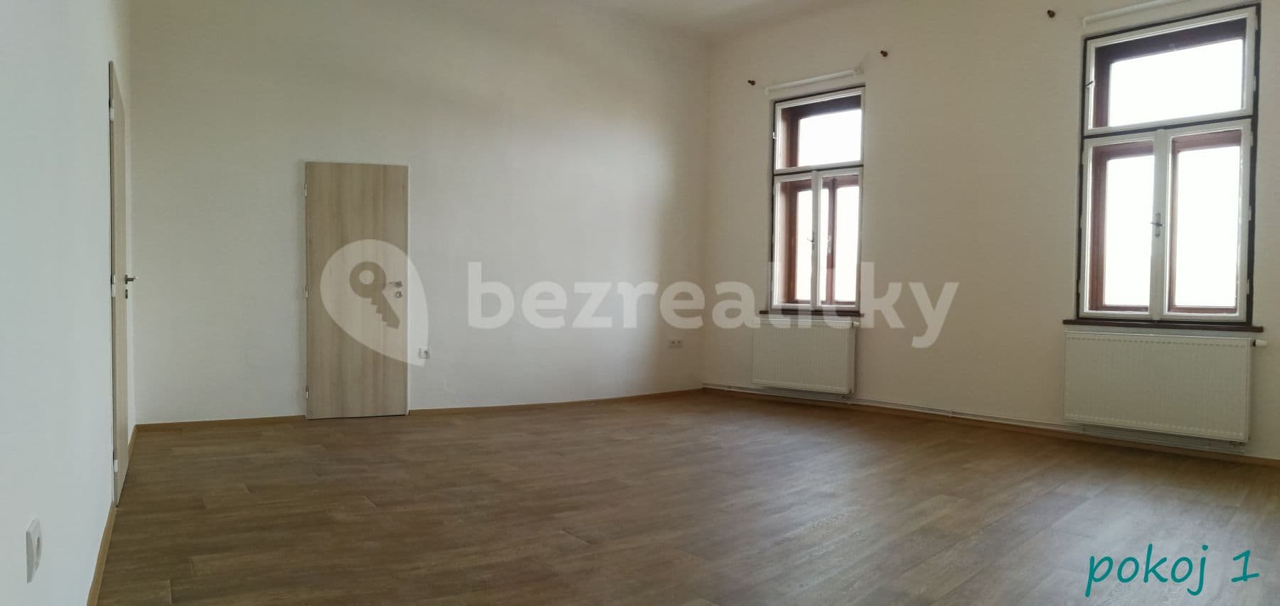 Pronájem bytu 4+1 155 m², Tř. Svobody, Olomouc, Olomoucký kraj Pronájem bytu 4+1 155 m², Tř. Svobody, Olomouc, Olomoucký kraj