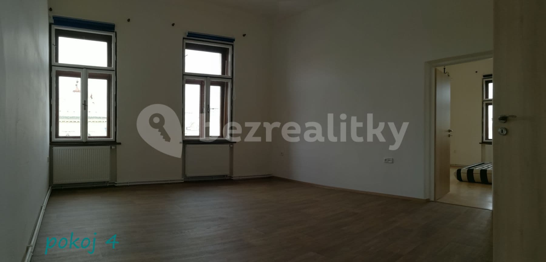Pronájem bytu 4+1 155 m², Tř. Svobody, Olomouc, Olomoucký kraj Pronájem bytu 4+1 155 m², Tř. Svobody, Olomouc, Olomoucký kraj