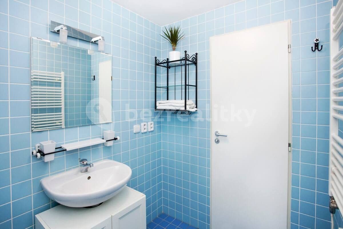 Pronájem bytu 1+kk 32 m², Sluneční náměstí, Praha, Praha Pronájem bytu 1+kk 32 m², Sluneční náměstí, Praha, Praha
