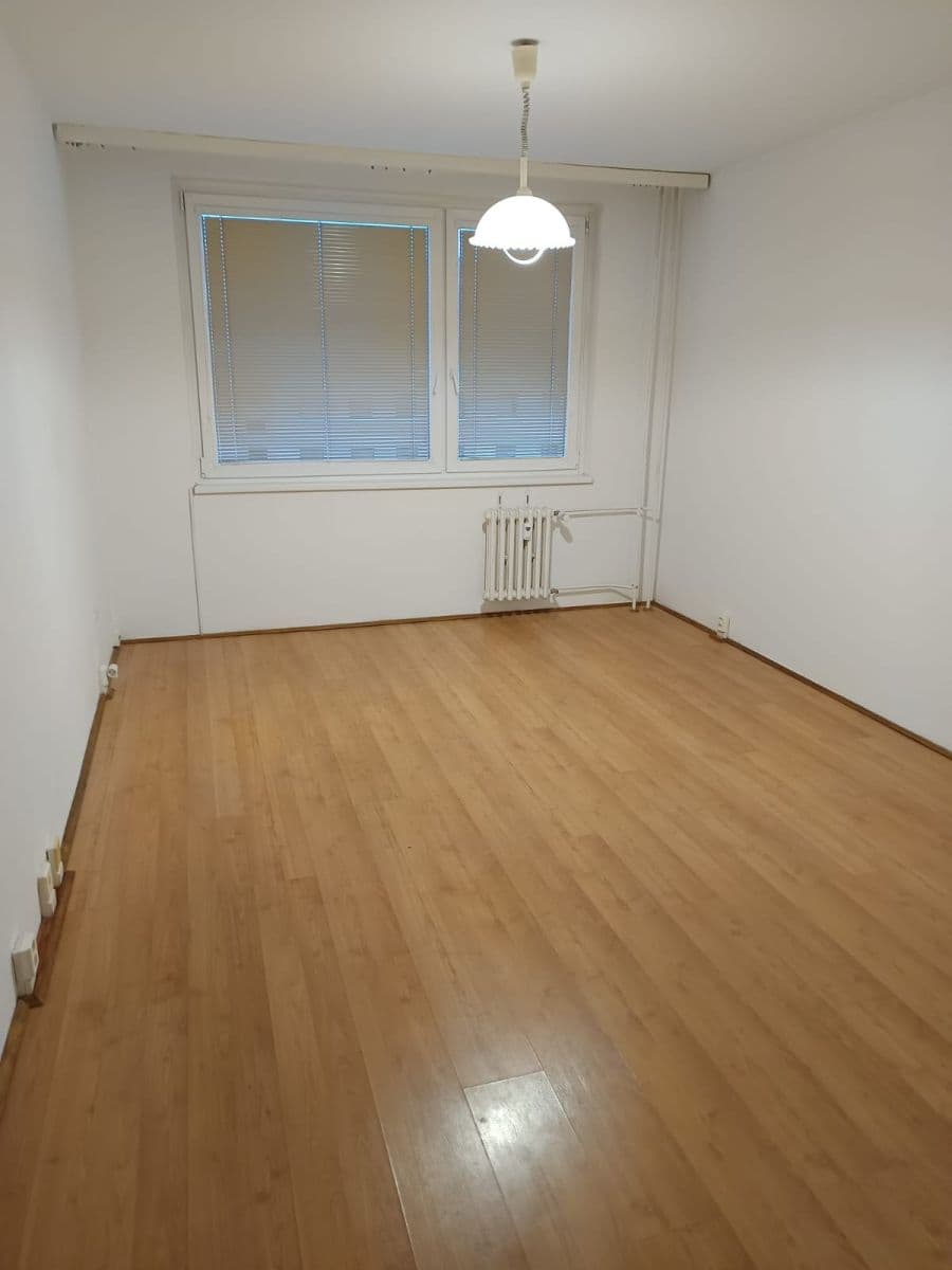 Pronájem bytu Garsoniéra 30 m², Semická, Praha, Praha Pronájem bytu Garsoniéra 30 m², Semická, Praha, Praha