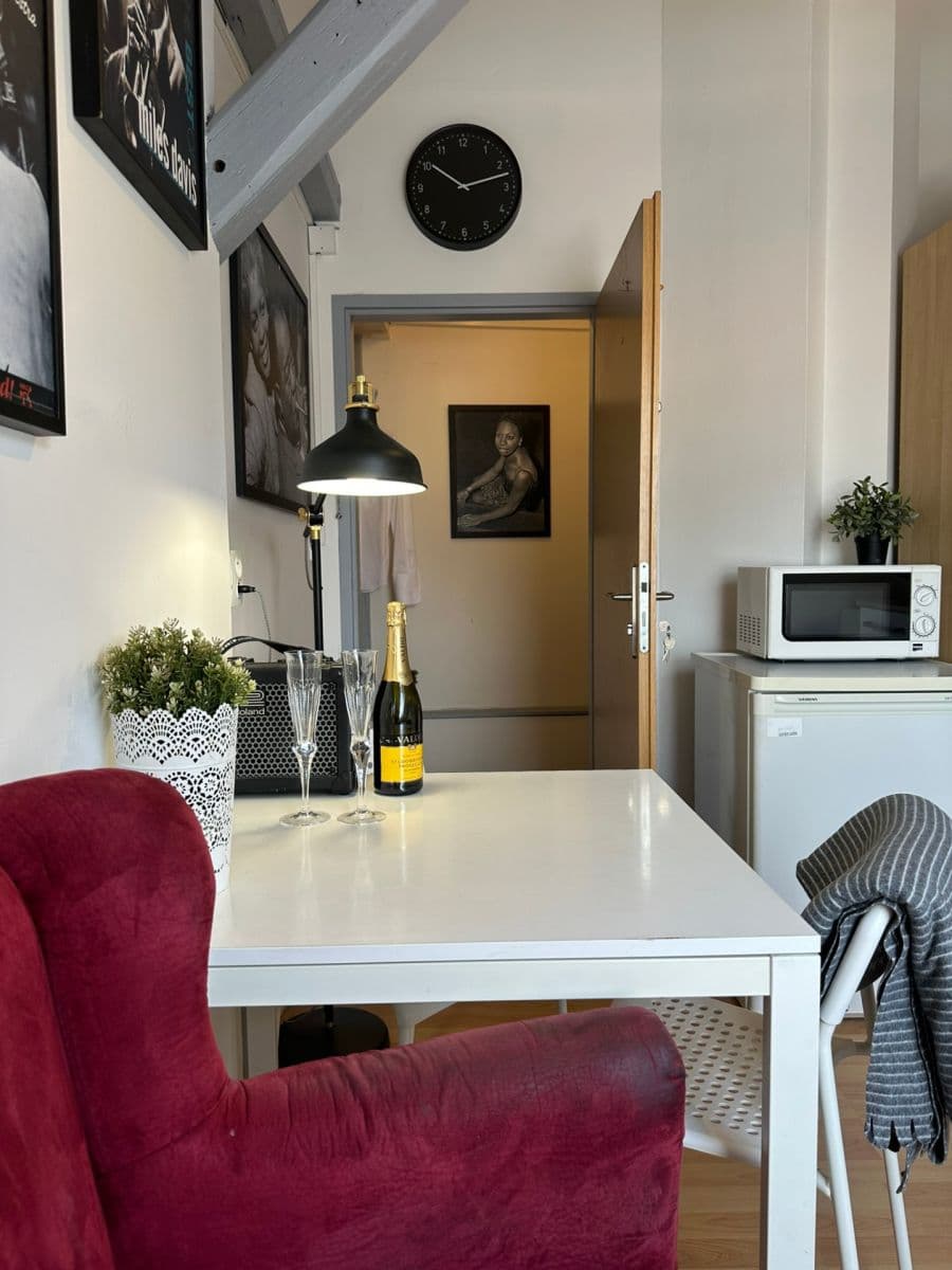 Pronájem bytu 2+kk 18 m², Kováků, Praha, Praha Pronájem bytu 2+kk 18 m², Kováků, Praha, Praha