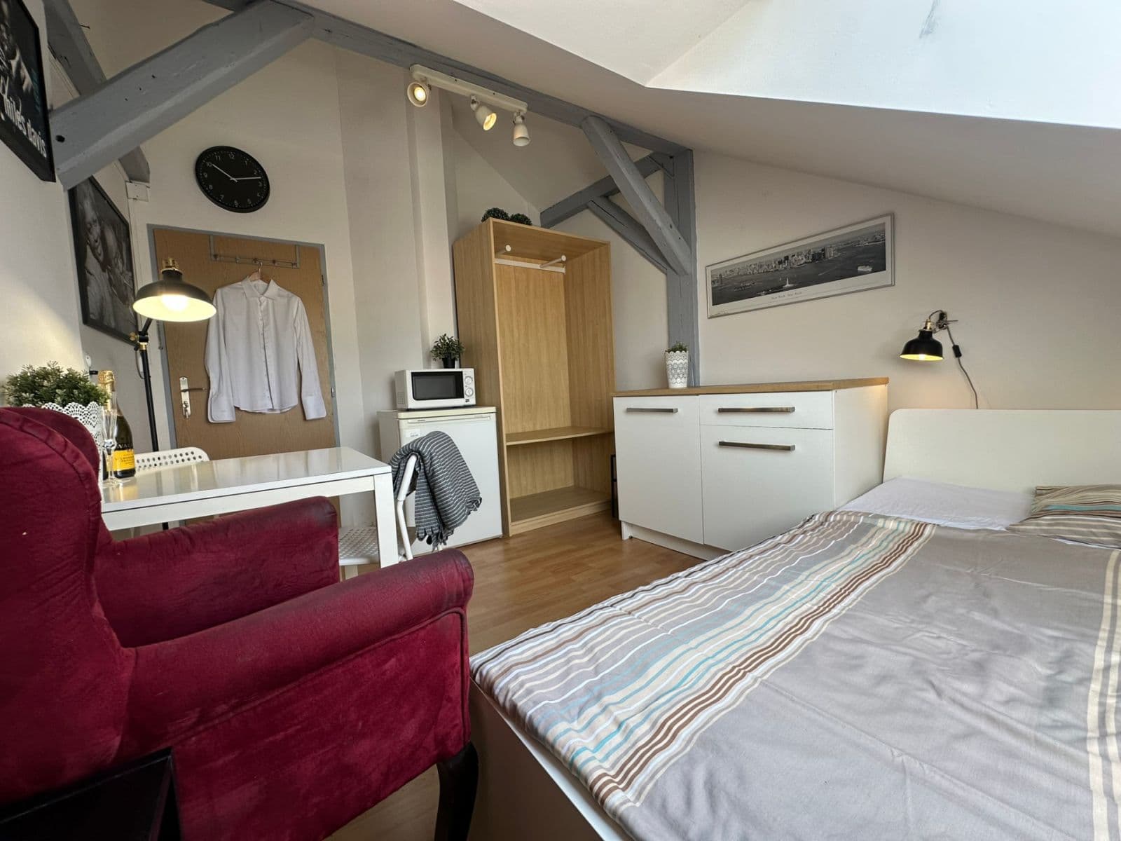 Pronájem bytu 2+kk 18 m², Kováků, Praha, Praha Pronájem bytu 2+kk 18 m², Kováků, Praha, Praha