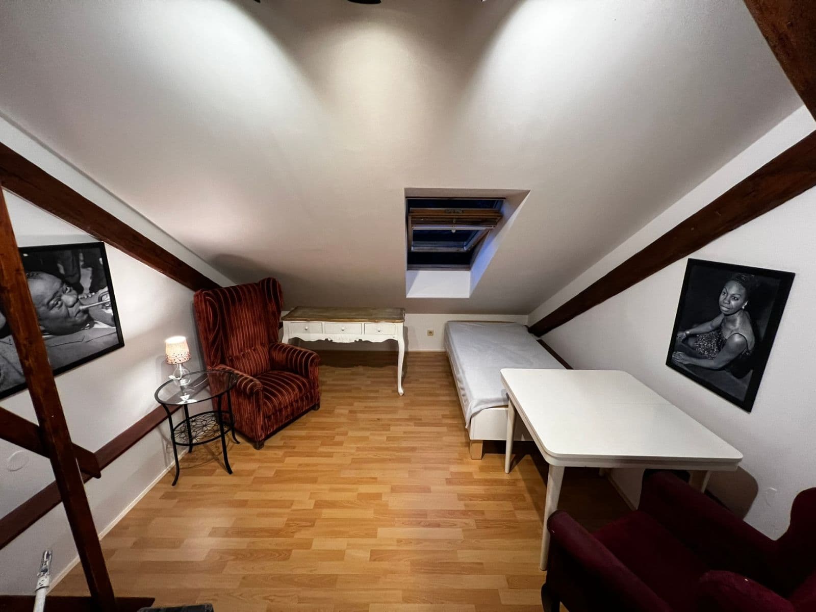 Pronájem bytu Garsoniéra 25 m², Kováků, Praha, Praha Pronájem bytu Garsoniéra 25 m², Kováků, Praha, Praha