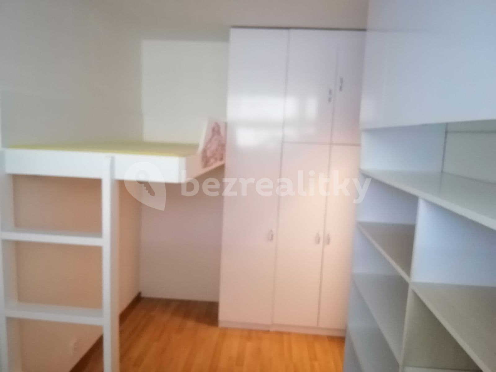 Pronájem bytu 3+kk 63 m², Komenského, Horoměřice, Středočeský kraj Pronájem bytu 3+kk 63 m², Komenského, Horoměřice, Středočeský kraj