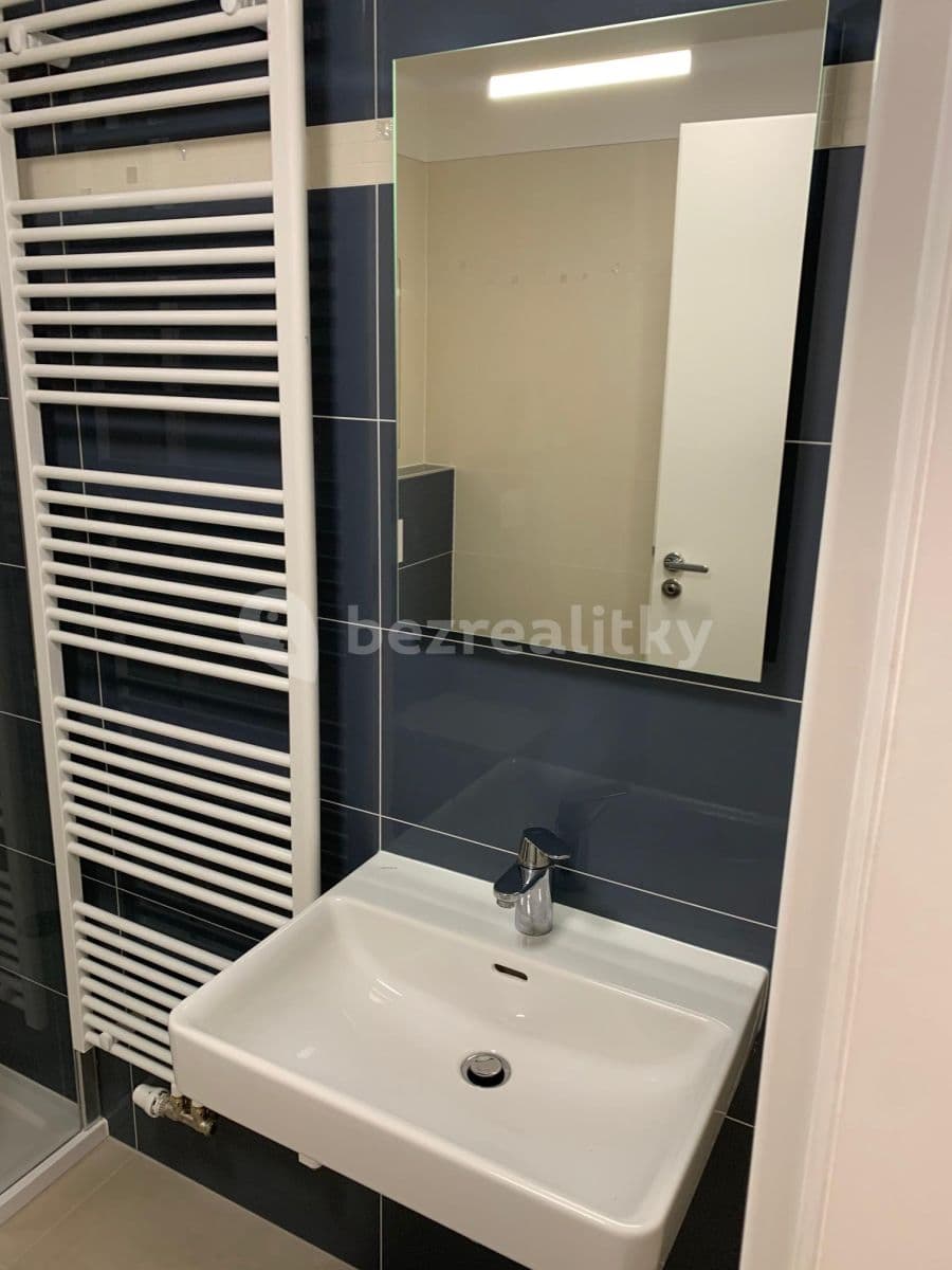 Pronájem bytu 2+kk 46 m², 42, Brno, Jihomoravský kraj Pronájem bytu 2+kk 46 m², 42, Brno, Jihomoravský kraj