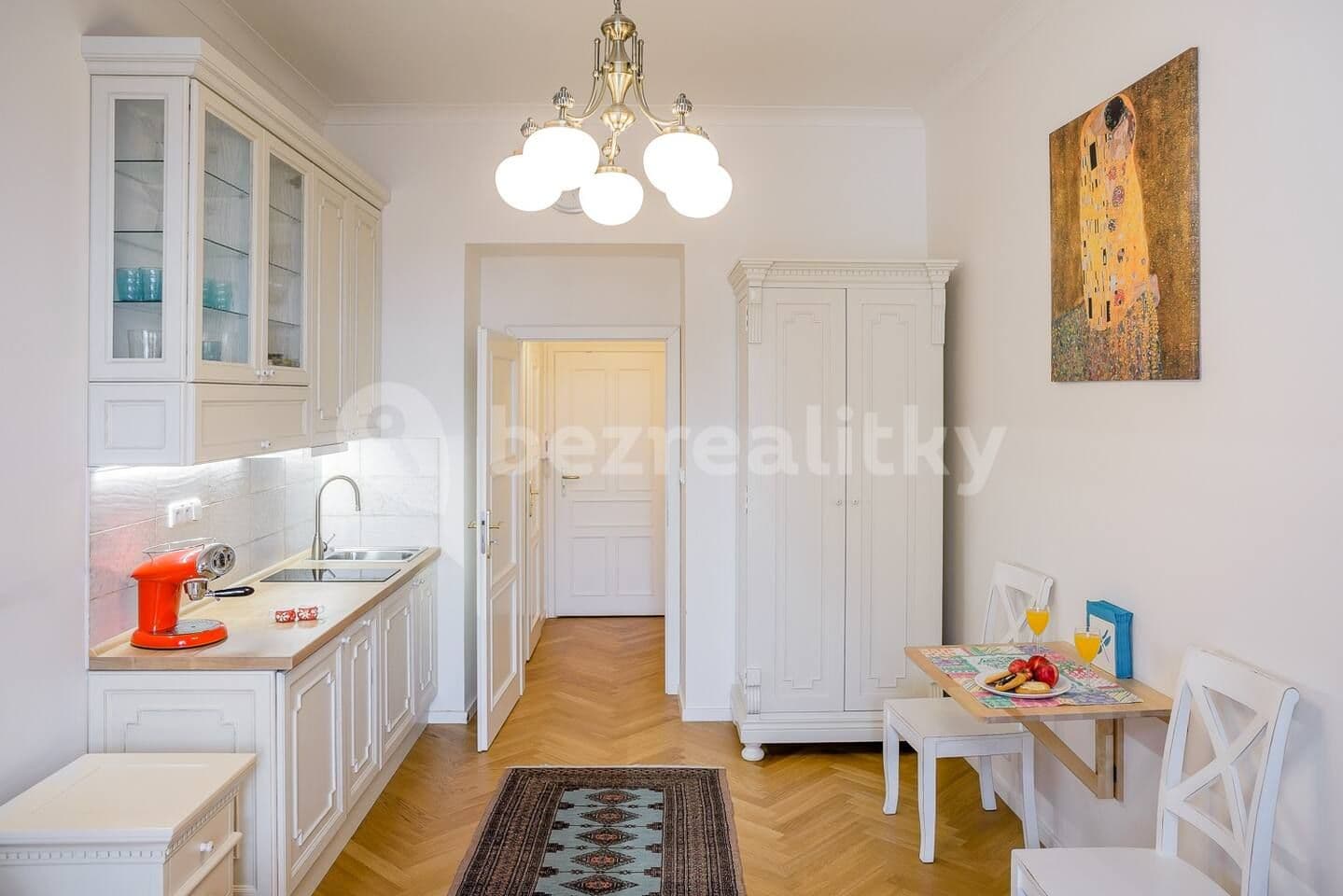 Pronájem bytu 1+kk 24 m², Náměstí Bratří Synků, Praha, Praha Pronájem bytu 1+kk 24 m², Náměstí Bratří Synků, Praha, Praha