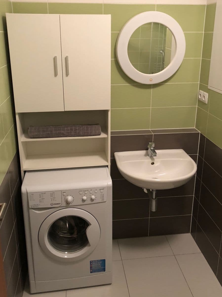 Pronájem bytu 1+kk 36 m², Rižská, Praha, Praha Pronájem bytu 1+kk 36 m², Rižská, Praha, Praha