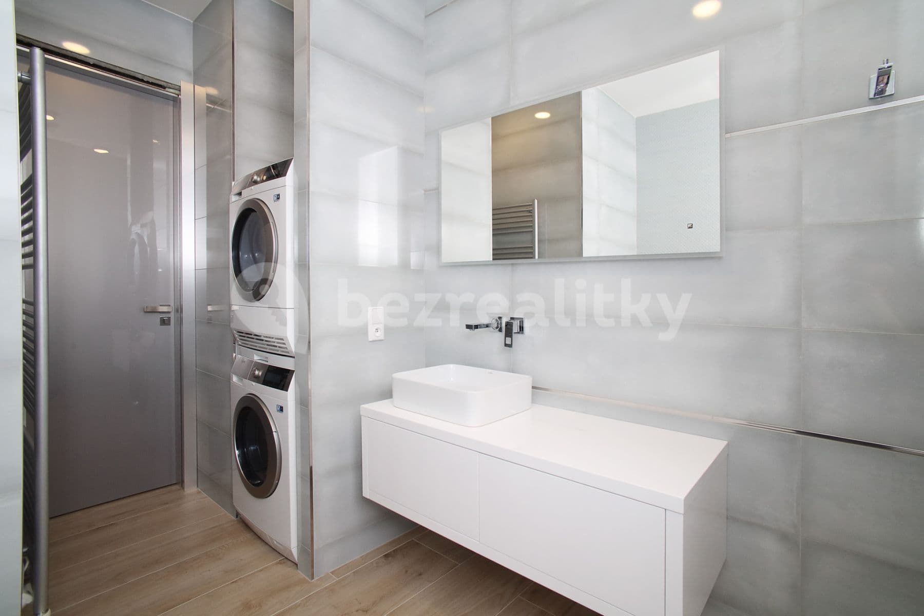 Pronájem bytu 3+kk 102 m², Biskupský Dvůr, Praha, Praha Pronájem bytu 3+kk 102 m², Biskupský Dvůr, Praha, Praha