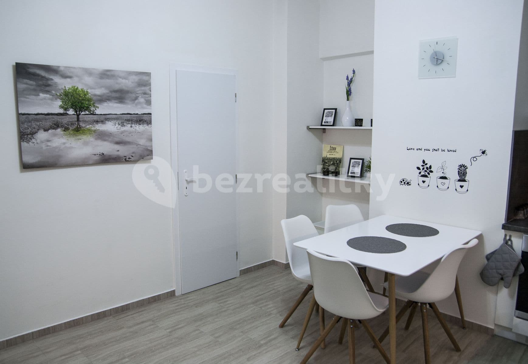 Pronájem bytu 1+kk 42 m², Bořivojova, Praha, Praha Pronájem bytu 1+kk 42 m², Bořivojova, Praha, Praha