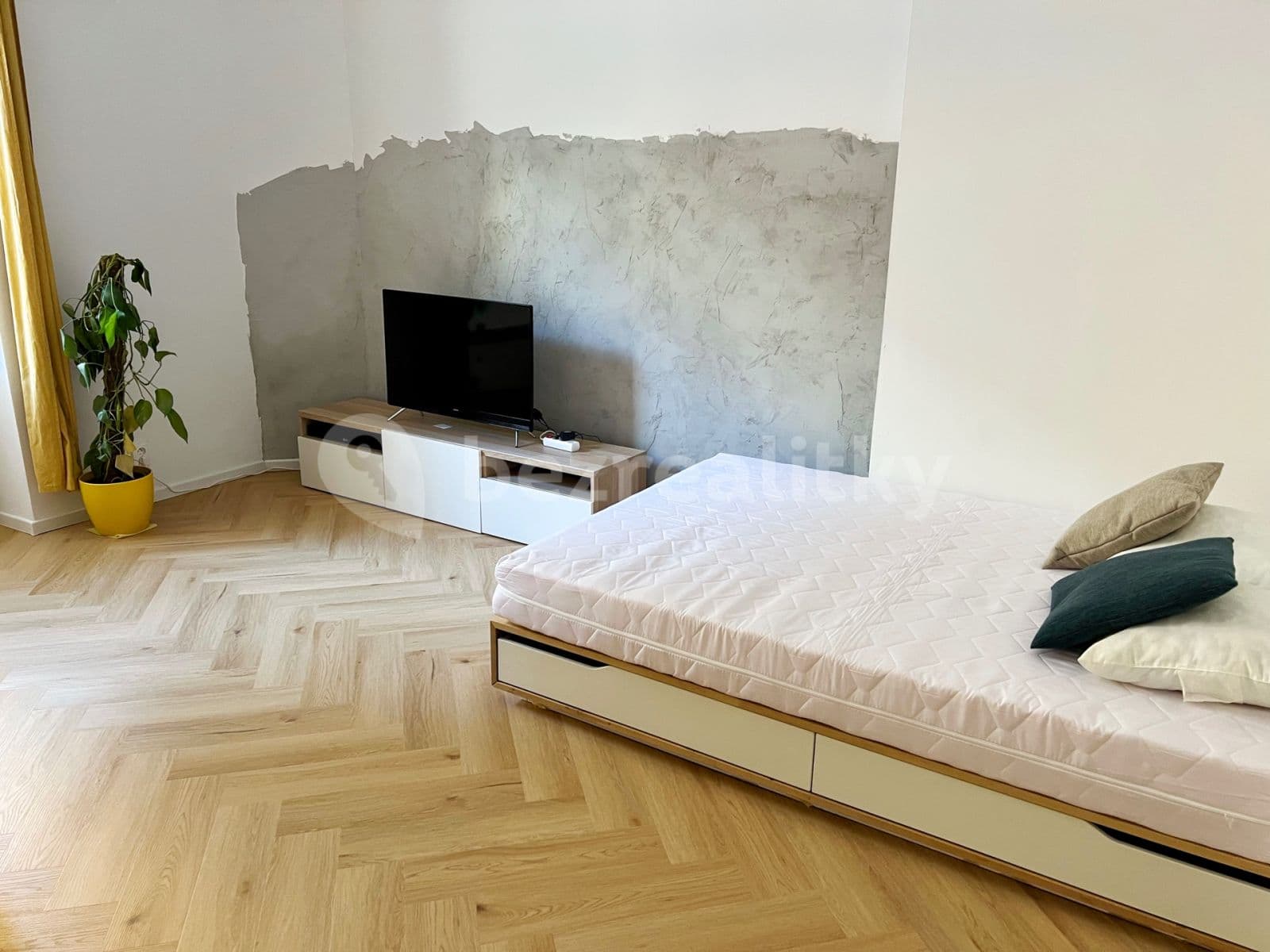 Pronájem bytu 1+kk 42 m², Bořivojova, Praha, Praha Pronájem bytu 1+kk 42 m², Bořivojova, Praha, Praha