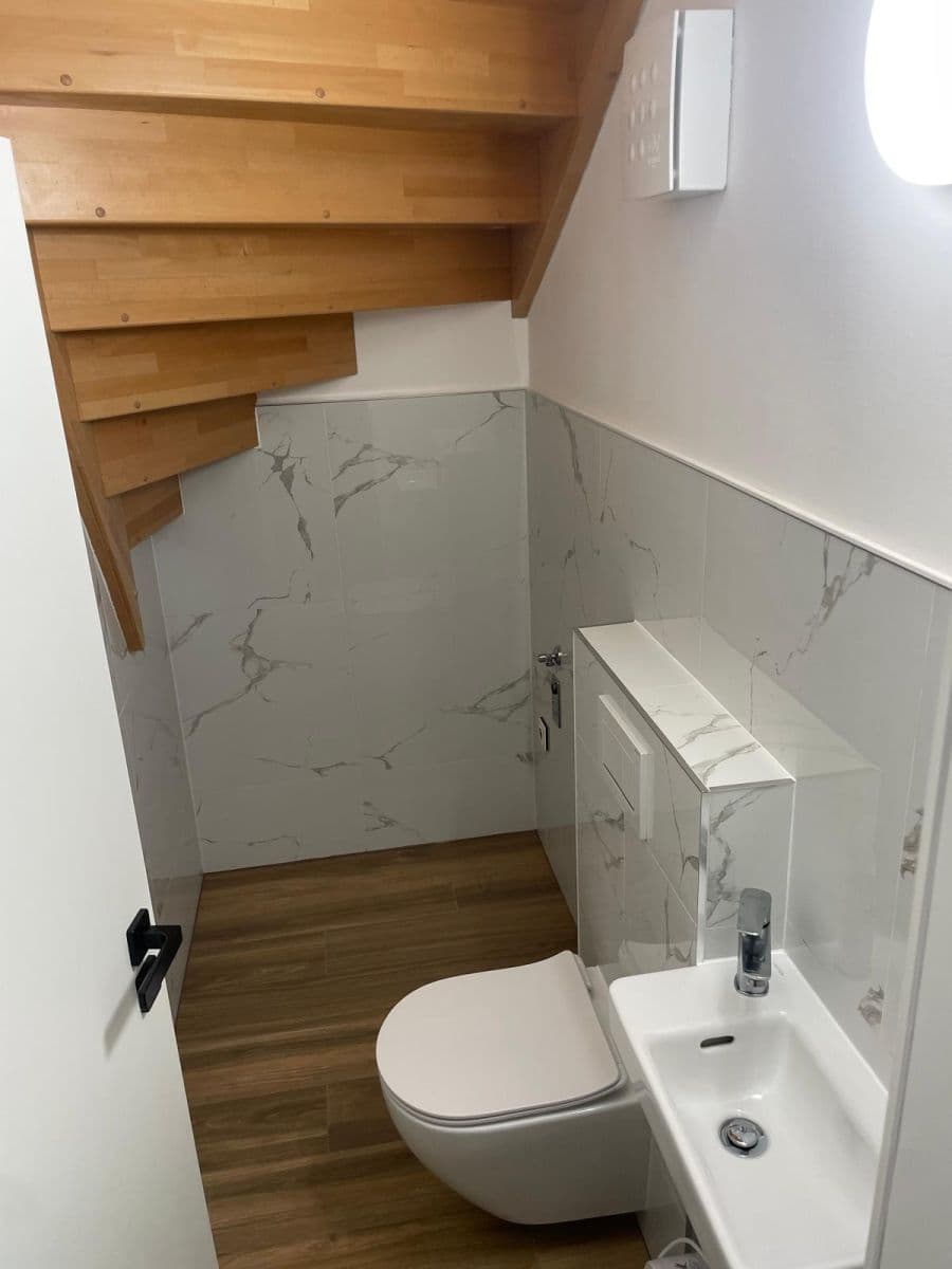 Pronájem bytu 4+kk 120 m², Balcarova, Ostrava, Moravskoslezský kraj Pronájem bytu 4+kk 120 m², Balcarova, Ostrava, Moravskoslezský kraj
