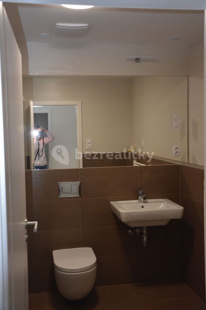 Pronájem bytu 2+kk 64 m², Zvěřinova, Praha, Praha Pronájem bytu 2+kk 64 m², Zvěřinova, Praha, Praha