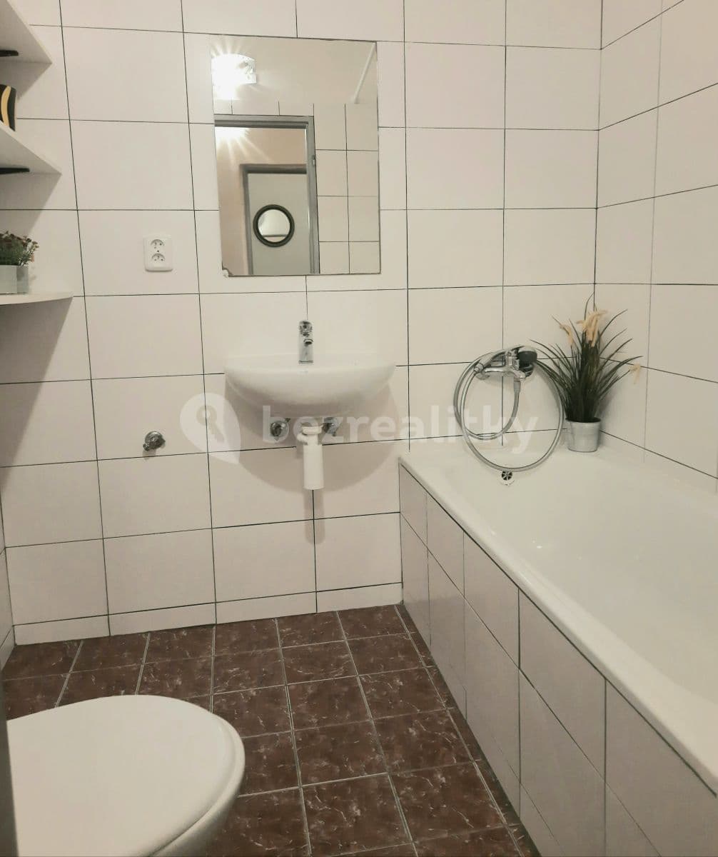 Pronájem bytu 2+1 52 m², Krásova, Praha, Praha Pronájem bytu 2+1 52 m², Krásova, Praha, Praha