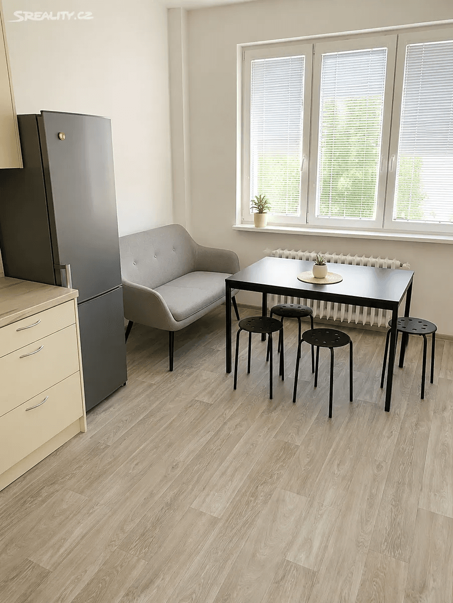 Pronájem bytu 2+1 85 m², Dělnická, Praha, Praha Pronájem bytu 2+1 85 m², Dělnická, Praha, Praha