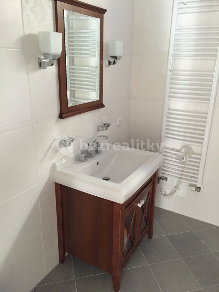 Prodej bytu 3+kk 130 m², Škroupova, Karlovy Vary, Karlovarský kraj Prodej bytu 3+kk 130 m², Škroupova, Karlovy Vary, Karlovarský kraj