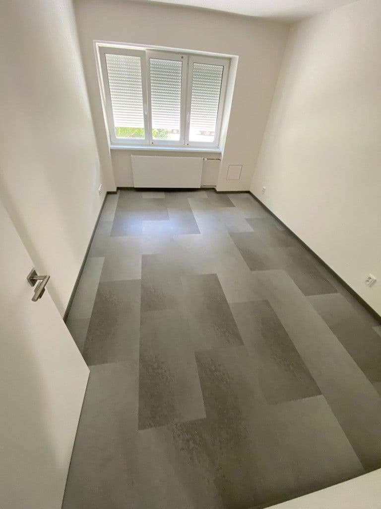 Prodej bytu 3+1 80 m², Na Okraji, Praha, Praha Prodej bytu 3+1 80 m², Na Okraji, Praha, Praha